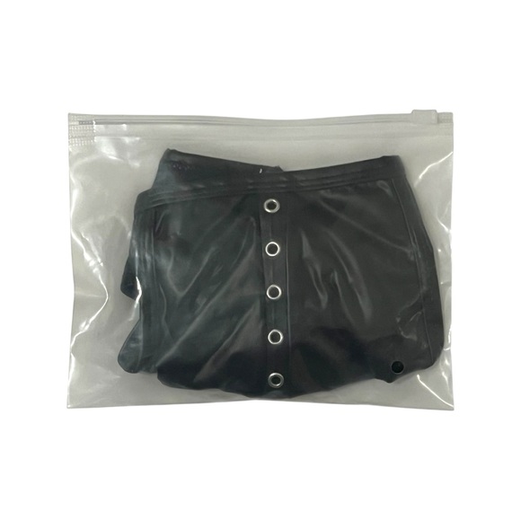 Faux‎ Leather Thong Black Size M (28-30) NWT - Picture 6 of 7